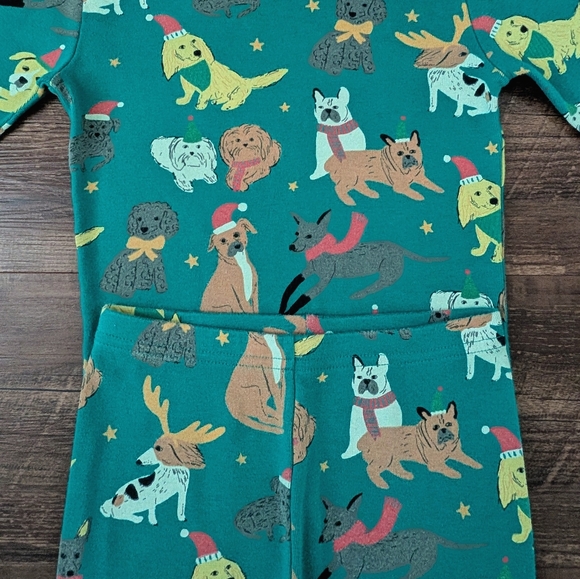 Tea Collection 2-Piece Pajama Set - Picture 8 of 11